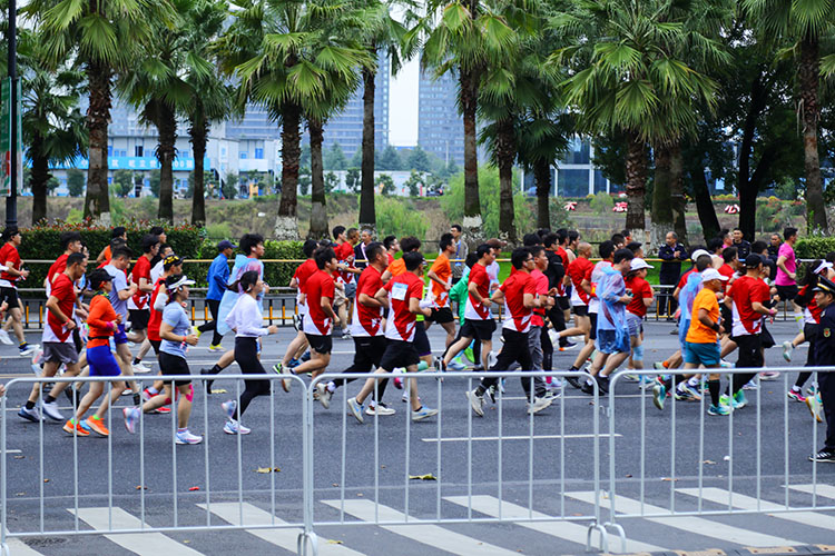 Wingtu Team Participates in Marathon Event